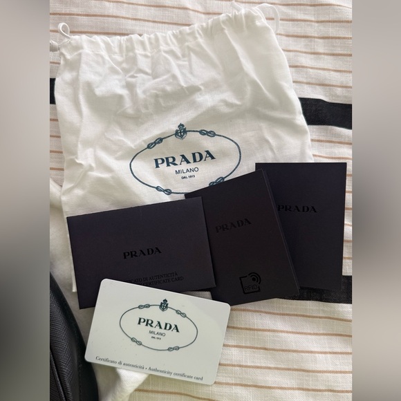 Prada re edition 2005 crossbody bag - Picture 11 of 12